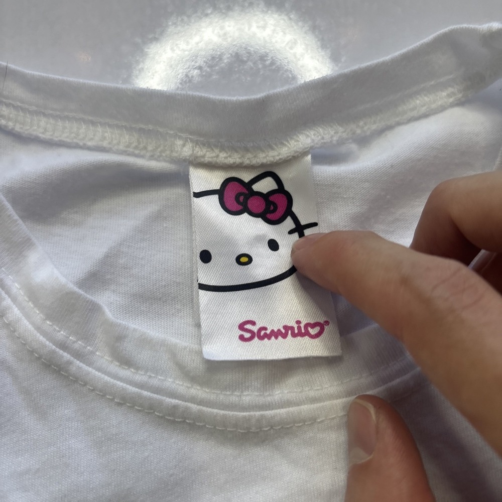 Hello Kitty White Pink T-shirt Size L Y2K Whimsy Cute Sanrio - Picture 3 of 8